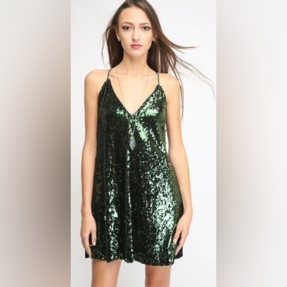 💋NWOT Lucy Paris Sequin Mini Dress M